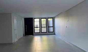 Imagem 4: Sobrado para venda tem 116 metros quadrados com 3 quartos em América - Joinville - SC