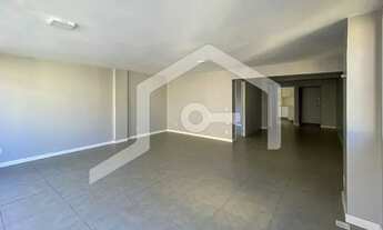 Imagem 7: Apartamento duplex de 277m², com 3 dormitórios sendo 2 suítes, 4 banheiros e 2 vagas - Par