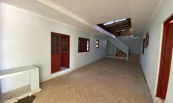 Imagem: Casa 4 Quartos Fundos 150m²