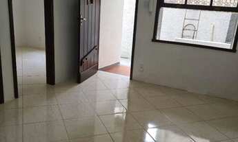 Imagem 3: Casa linear, 2 quartos, sala, varanda, banheiro social, cozinha e área de serviço. Não per