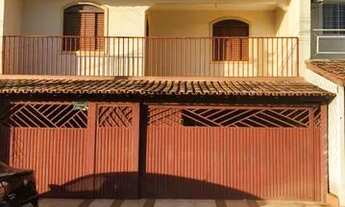 Imagem: Sobrado para venda possui 240 metros quadrados