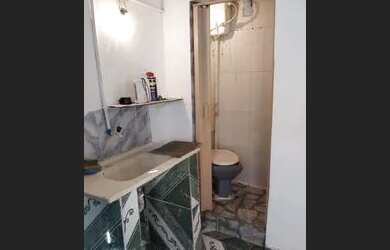 Imagem 3: Kitnet Quarto com aluguel por R$600 /mês