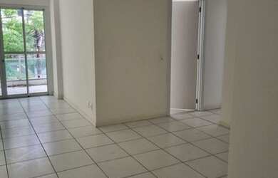 Imagem 3: Apartamento para aluguel tem 81 metros quadrados com 2 quartos em Grajaú - Rio de Janeiro