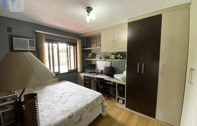 Imagem 6: Casa para venda tem 180 metros quadrados com 3 quartos em Jardim Santa Adélia - São Paulo