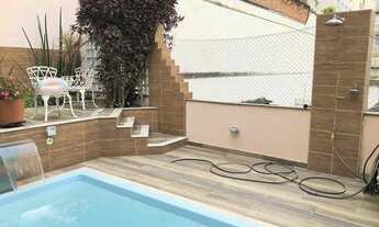 Imagem 5: Oportunidade única de morar em uma belíssima casa na quadra da praia de Icaraí! Casa de vi