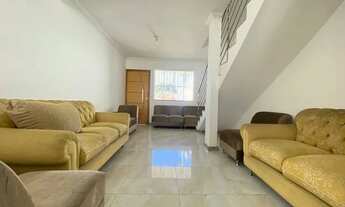 Imagem 4: Casa Geminada Duplex Individual com 3 Quartos, 1 Suíte, Varanda e 2 Vagas no Bairro Céu Az