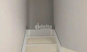 Imagem 3: Casa à venda, 2 quartos, 2 suítes, 2 vagas, Laranjeiras - Uberlândia/MG