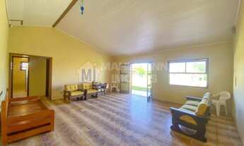 Imagem 6: Excelente casa no centro de Balneário Pinhal com 2 suítes e piscina