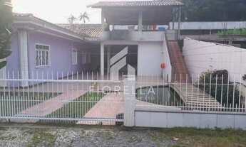 Imagem 2: PALHOçA - Casa Padrão - Alto Aririú