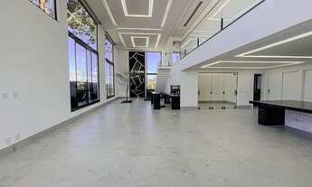 Imagem 3: Vede-se casa alto padrão