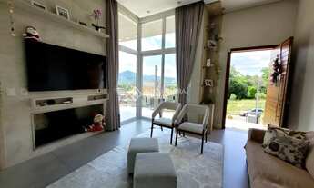 Imagem 5: Linda Casa à Venda no Centro de Encantado