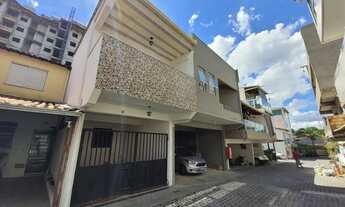 Imagem: Casa para aluguel em condomínio no bairro