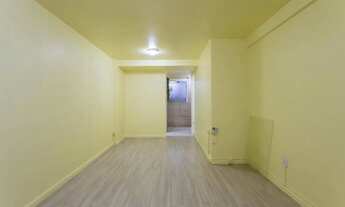 Imagem 5: Apartamento com pátio e churrasqueira, amplo e iluminado