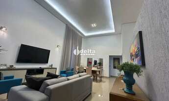 Imagem 3: Casa residencial com 3 quartos sendo 1 suíte disponível para venda no bairro Novo Mundo em