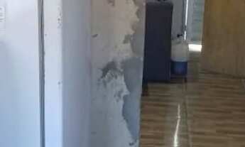 Imagem 5: Casa de esquina com carro e móveis e escritura