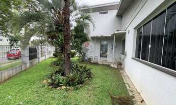 Imagem 5: Excelente casa, ampla, jardim de inverno, churrasqueira em localização privilegiada do Por