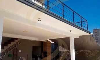 Imagem 4: Residência de 220 m² no Villa Real 4 Dormitórios e Piscina