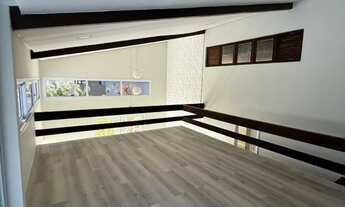 Imagem 7: Casa Maravilhosa Com energia solar em Vilas do Atlântico. Uma rua atrás da praia