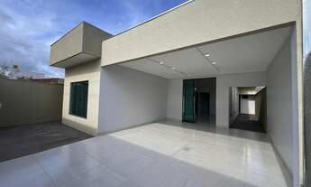 Imagem 2: Casa Anápolis com 3 Quartos, sala grande e área gourmet ampla no residencial Verona