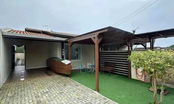 Imagem: Casa com 2 dormitórios e área de festa