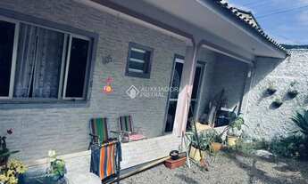 Imagem: Casa com 2 Quartos e 1 banheiro à Venda