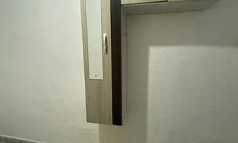 Imagem 5: Alugo quarto para moças no centro sem vícios?