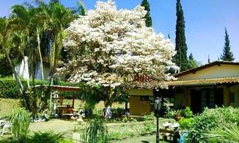 Imagem 6: Chácara com 3 casas no espaço, com lazer completo, muito bem localizada à venda, 6147 m² p