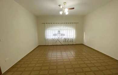 Imagem 2: Oportunidade - Casa - Jardim Uirá - 2 Dormitórios - 104m²