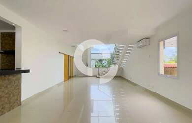 Imagem 2: Casa em Condomínio, para aluguel, 3 quartos, sendo 3 suítes e 4 vagas - 12.000,00