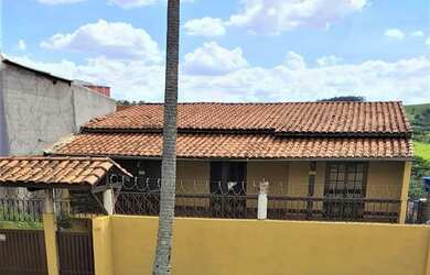 Imagem 2: Casa à venda estilo chácara com linda vista!!