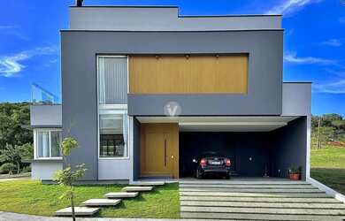 Imagem 3: Casa Alto Padrão em Condomínio Fechado