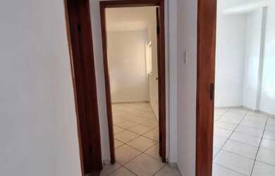 Imagem 4: Aluga-se apartamento de 2/4 sendo 1 suíte no bairro candeias