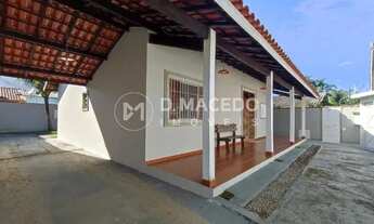 Imagem 2: Casa para venda em Praia Da Lagoinha de 315.00m² com 2 Quartos e 4 Garagens