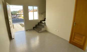 Imagem 2: Sobrado com 2 dormitórios à venda, 85 m² por R$ 400.000,00 - São José - Canoas/RS