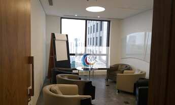 Imagem 7: Conjunto comercial de 109 m² com 4 vagas de garagem, recepção, 3 salas de reunião e 2 banh