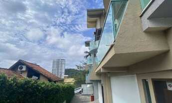 Imagem 3: Sobrado com 3 dormitórios à venda, 170 m² por R$ 990.000,00 - Praia dos Amores - Balneário