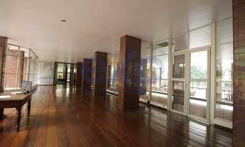 Imagem 3: Lindo Apartamento Padrão com 370 m2 em Higienópolis, São Paulo! Ótimo investimento!