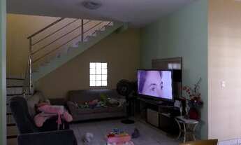 Imagem 2: Casa duplex no Santa Isabel com 4 Q sendo 3 suítes piscina 4 anos de construção financia