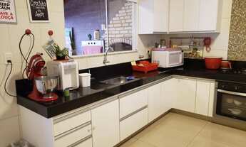 Imagem 3: Casa para venda possui 207 metros quadrados com 4 quartos em Cidade Jardim - Uberlândia