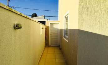 Imagem 7: Sobrado em Condomínio para venda tem 240 metros quadrados com 3 quartos