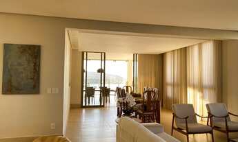 Imagem 6: Linda casa com 580 m² de construção