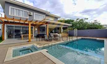 Imagem 2: Casa à venda com 5 quartos dentro de condomínio na Baia Formosa - Búzios