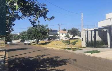 Imagem 4: Terreno de 300 m² no Res. Moreschi