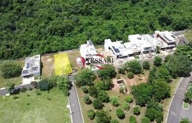 Imagem 3: Vende terreno Village La Montagne com 360m2, face sombra virado para a mata, com projeto a