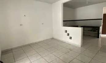 Imagem 7: Casa na Cidade Nova VIII - Ampla garagem e quintal