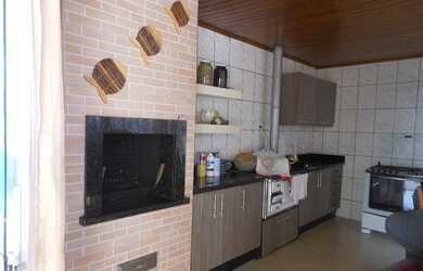 Imagem 7: Residencia na Rua Raynoldo Morbis 35 Bairro Cajuru, Valor R$-1.100.000,00