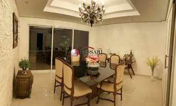 Imagem 2: Venda Casa em condomínio 3 suítes, armários, escritório, 5 banheiros, cozinha planejada