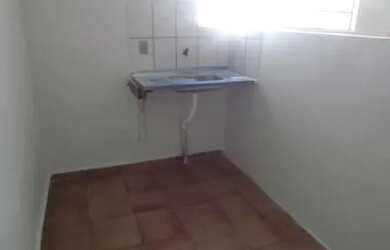 Imagem 5: Barracão com dois quarto para aluguel no Setor Central, Goiânia-GO