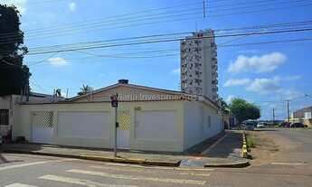 Imagem 2: Cód.: 400 - Casa de Esquina com 04 quartos, 03 suítes no Centro