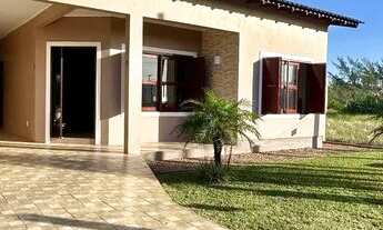 Imagem 2: EXCELENTE CASA 04 DORMITÓRIOS EM TRAMANDAÍ